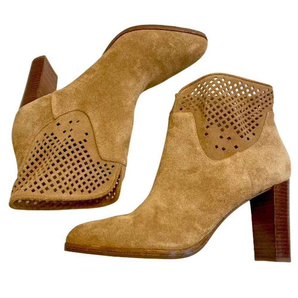 Diane Von Furstenberg Jaen Perforated Almond Toe Bootie in Sand Size 10 NWT - Picture 1 of 12